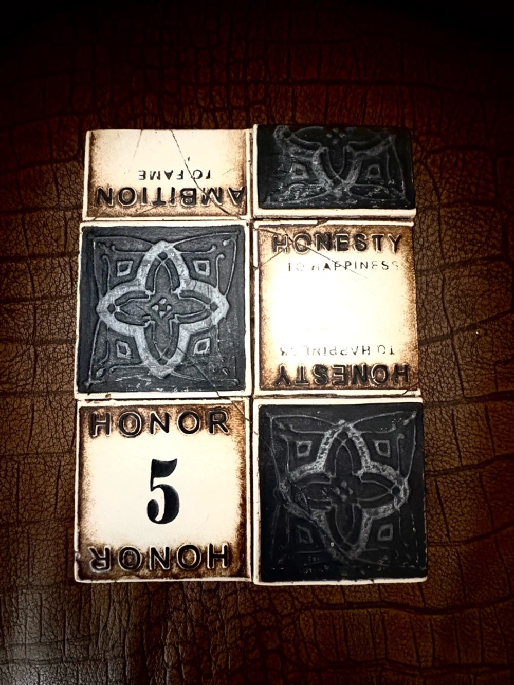 Sid Dickens Gameboard T-157 wall ART Tile in Perfect Condition